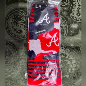PKWY MLB Atlanta Braves Red Camo Crew socks, large